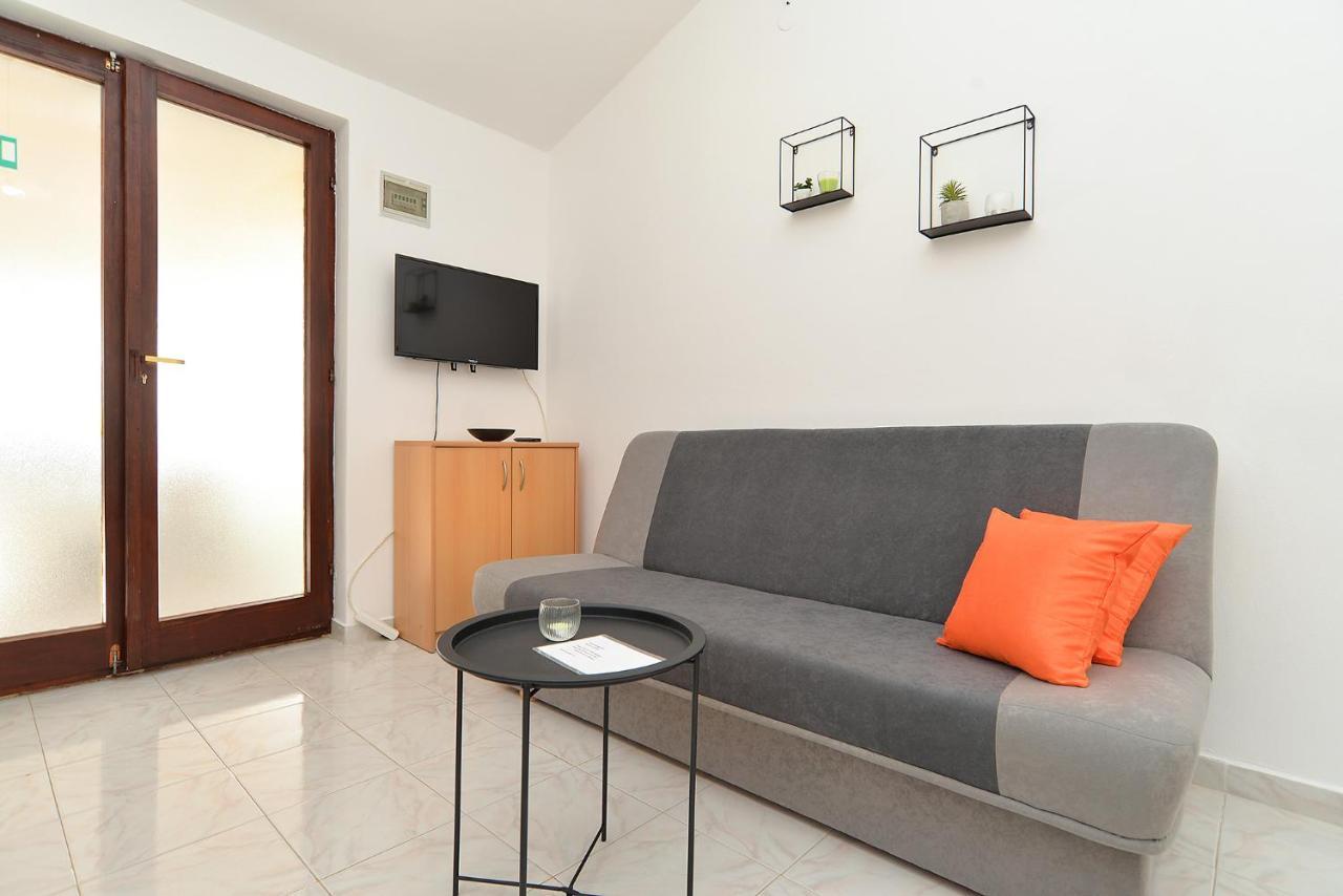 Apartment Ivan 535 Pula Luaran gambar